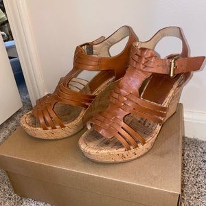 Audrey Brooke Wedges